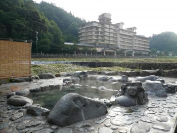 三朝温泉　河原風呂