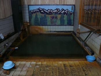 ファイル名: P1130525.jpg
ファイルサイズ: 46KB
→クリックで元のサイズを表示 木戸旅館浴場